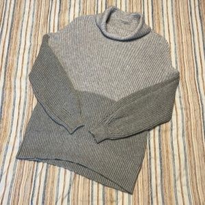 American Eagle Two-Toned Sweater